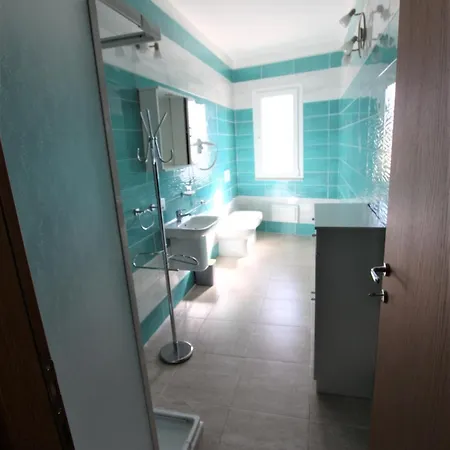 Shr 2 Apartman Badesi